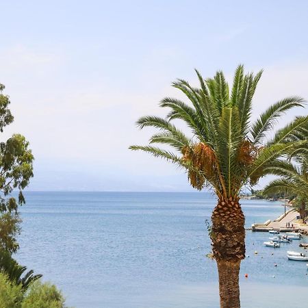 Luxury Seaview Apartment Con Vista Λουτράκι Εξωτερικό φωτογραφία